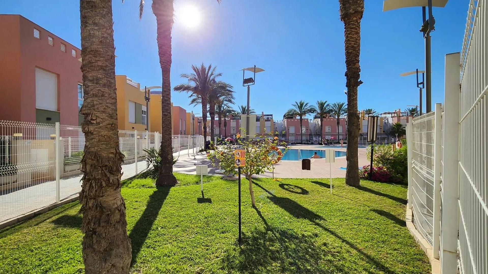 Laguna Beach Relax - Playa, Piscina, Parking Vera